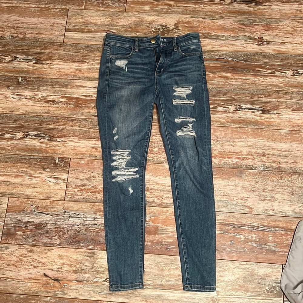 American eagle jean